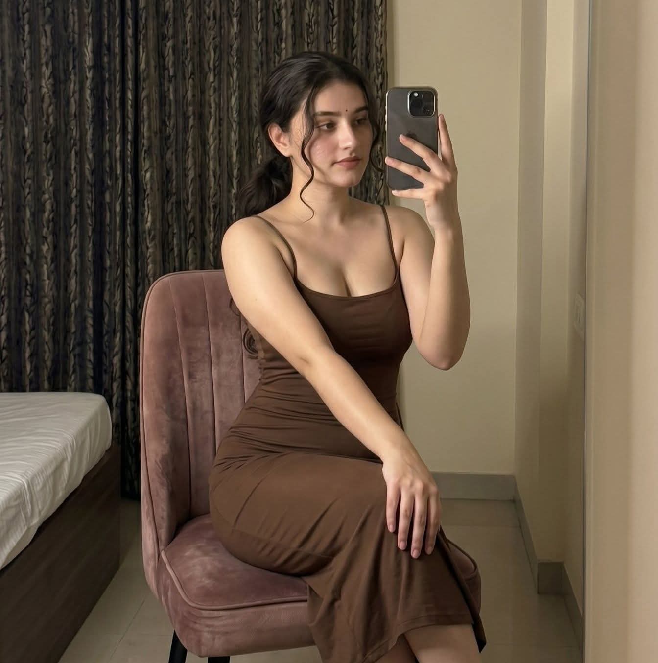 Contact Sexy Model Girls Surat